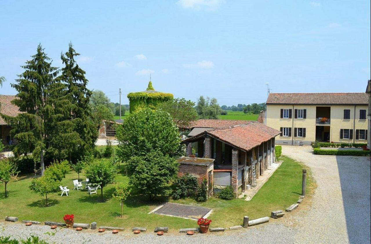 Agriturismo Fiamberta Certosa di Pavia Exterior photo